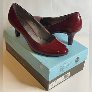 Life Stride dark red patent leather heels. Size 9.